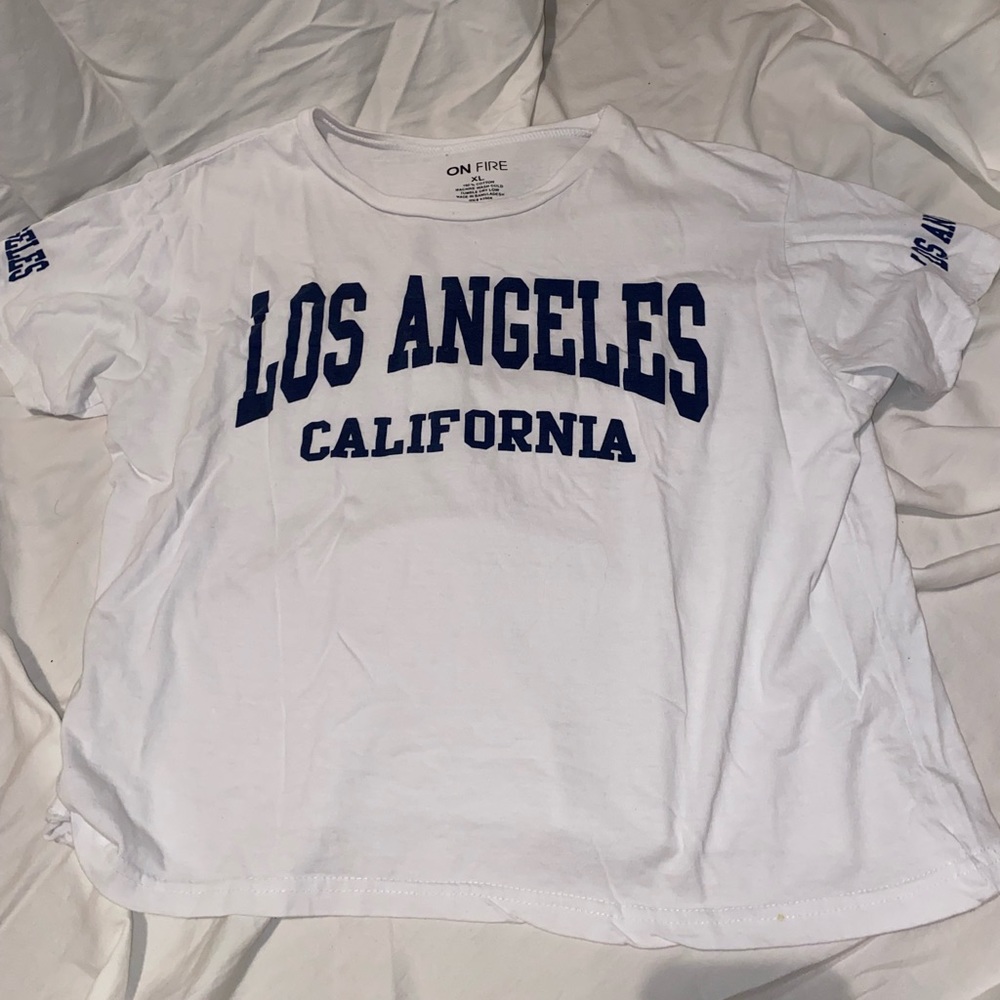 white LA t shirt